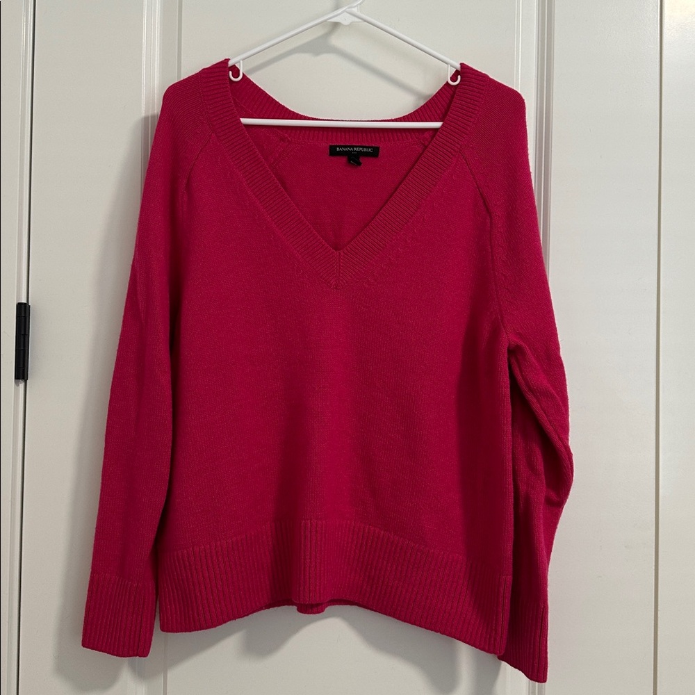 Banana Republic Fuchsia Knit Top